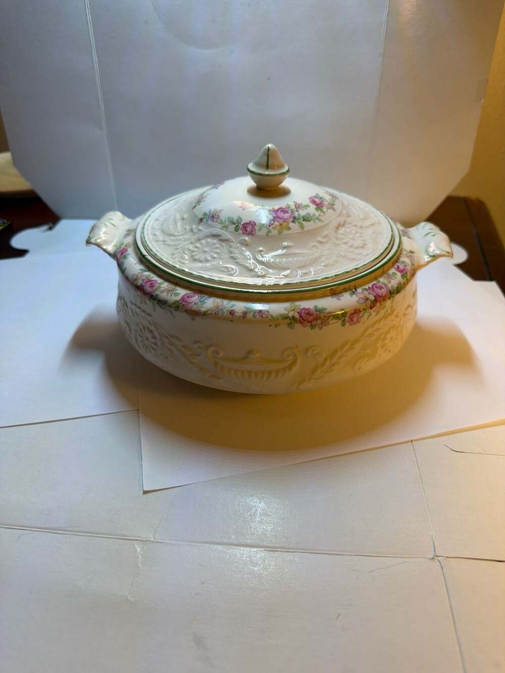Steubenville Ivory Rose Covered Casserole Dish with Lid